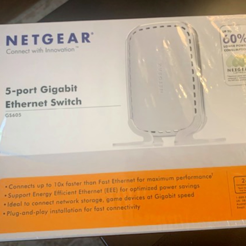 Netgear 5-Port Gigabit Ethernet switch GS605